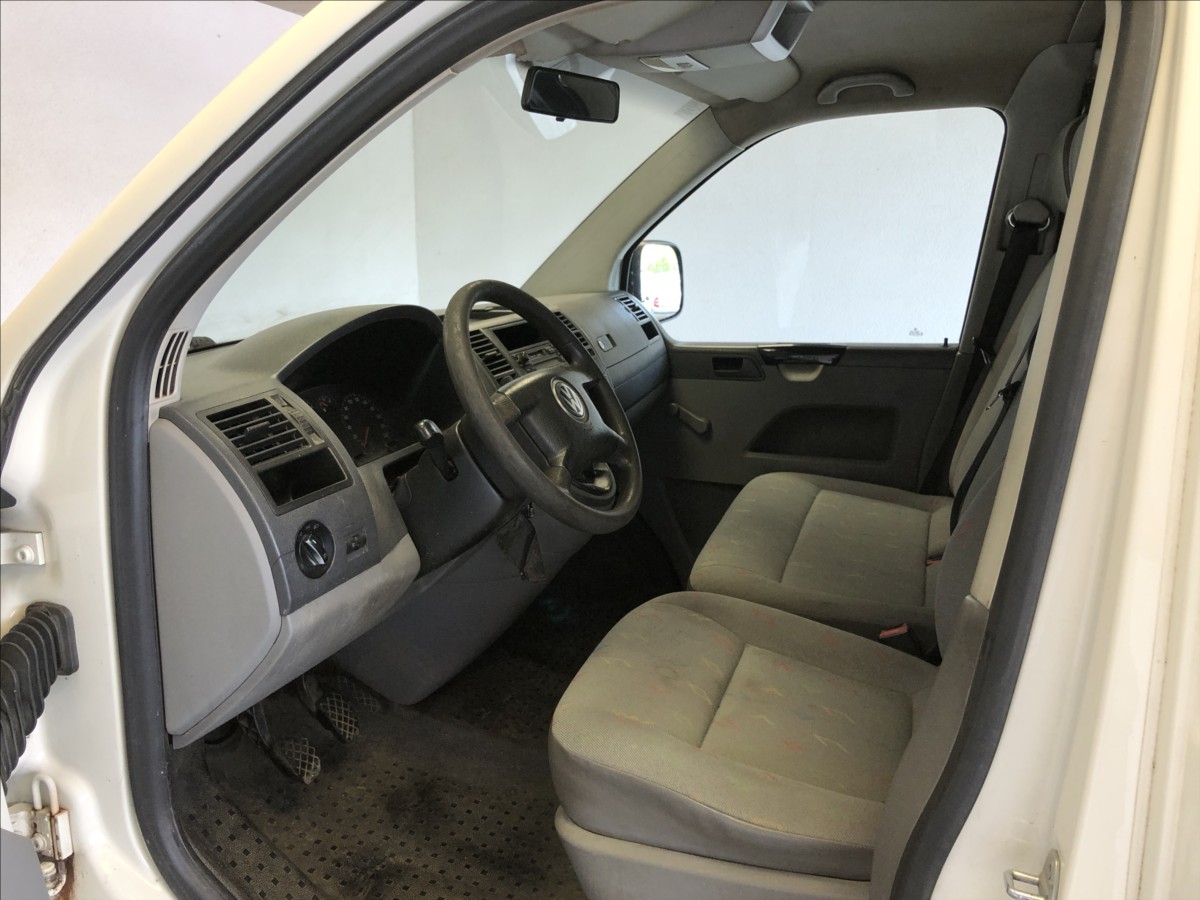 volkswagen-transporter-1-9-tdi - 8