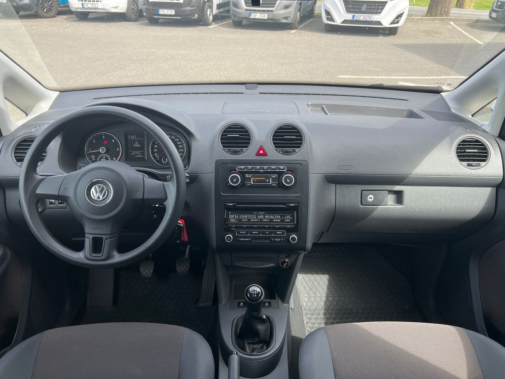 volkswagen-caddy-1-6-tdi-102k-servis-zaruka - 2