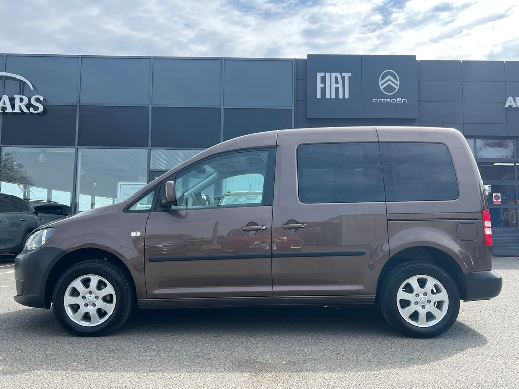 volkswagen-caddy-1-6-tdi-102k-servis-zaruka - 3