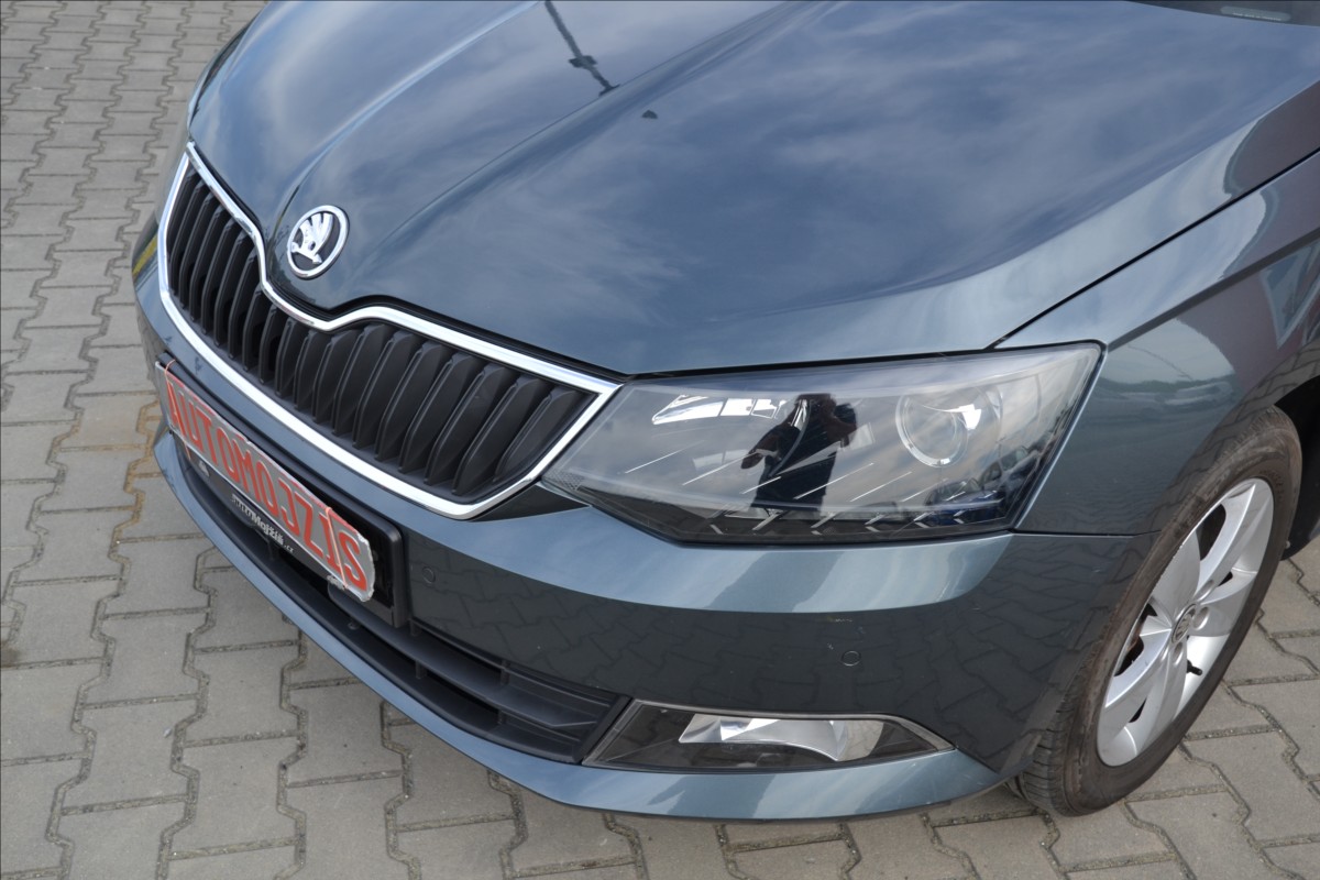 skoda-fabia-1-0-tsi-digiklima-tempomat-pekne-iii - 5