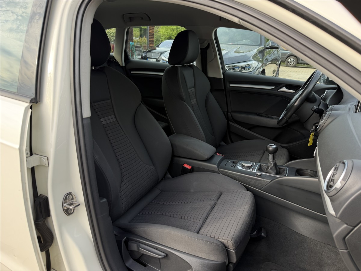 audi-a3-sportback-1-6-tdi - 9