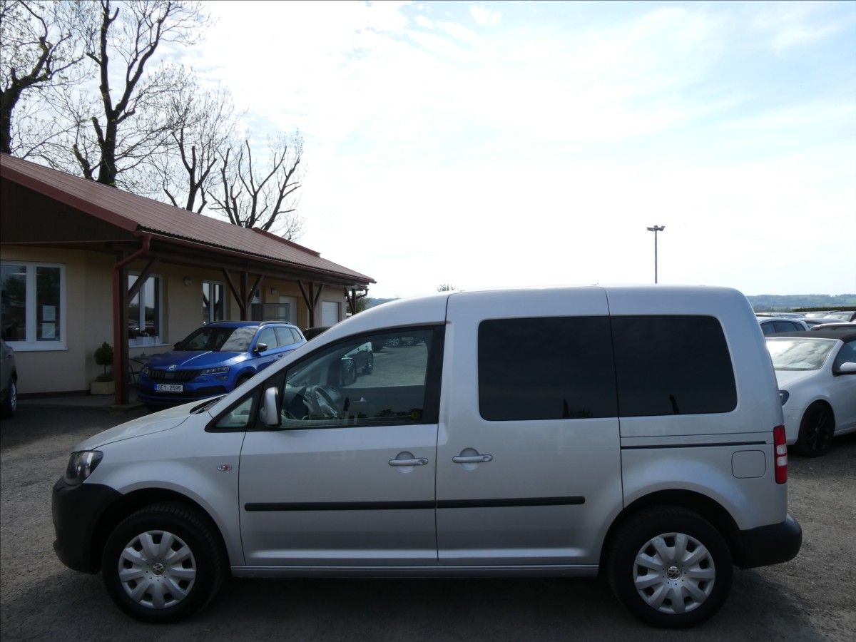 volkswagen-caddy-1-2-tsi-klima-zaves-serviska - 4