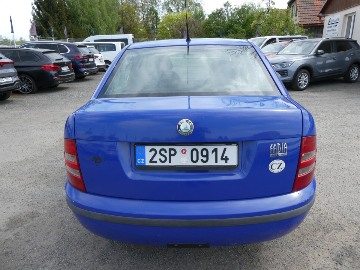 skoda-fabia-1-4-mpi-zaves-koupeno-v-cr - 5