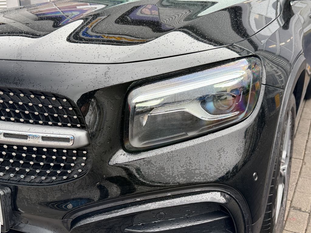 mercedes-benz-glb-200d-4matic - 8