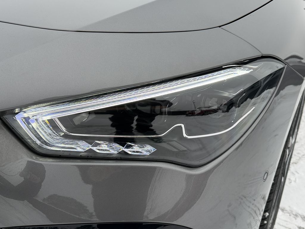 mercedes-benz-cla-cla-200-d-shoot-brake-amg-styl - 8