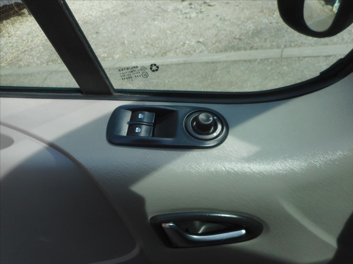 renault-trafic-2-0-dci-9-mist - 9