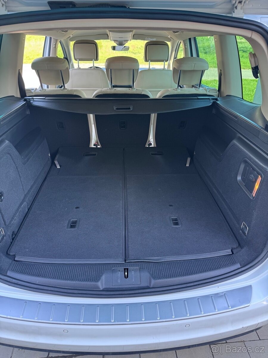 volkswagen-sharan-2-0-2-majitel-servisni-knizka - 8