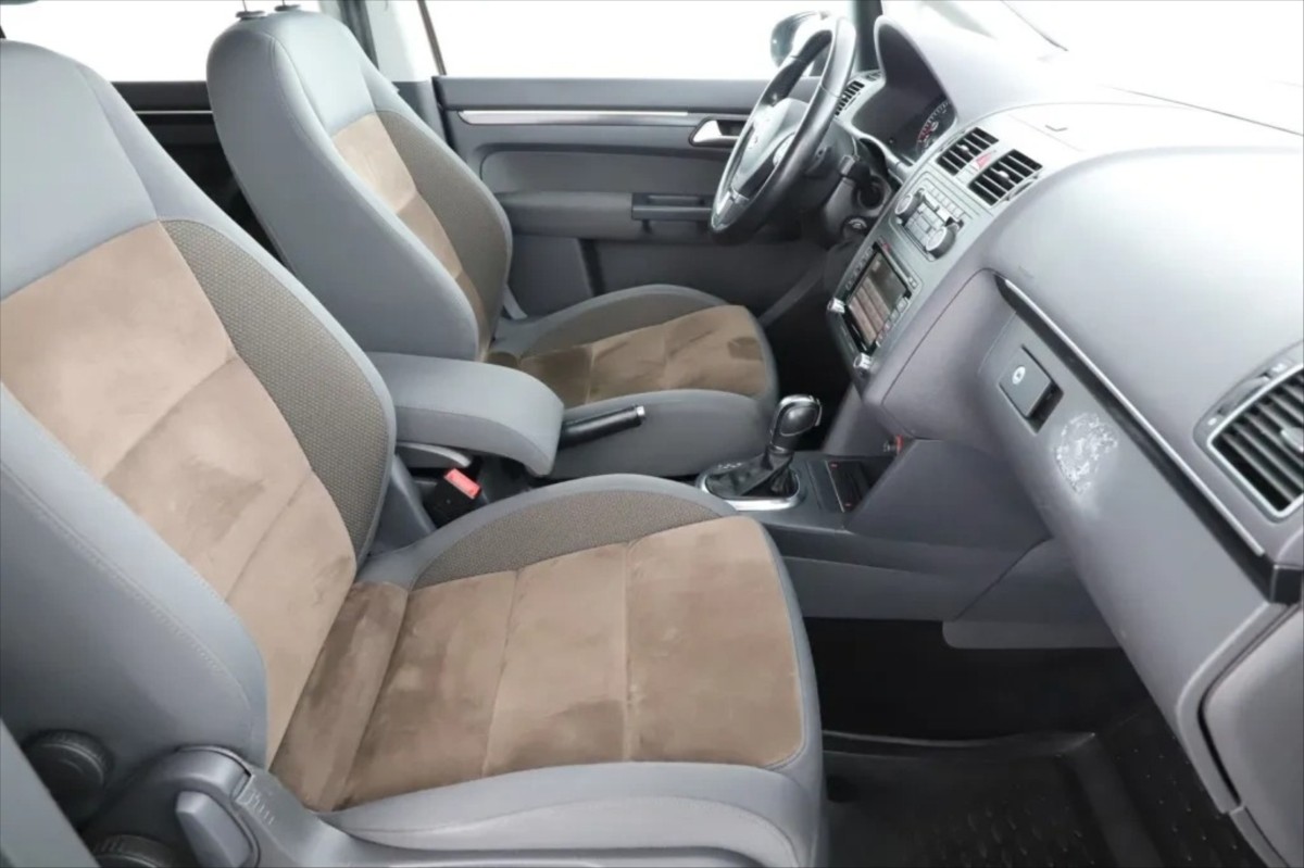 volkswagen-tiguan-1-6-tdi-77-kw-dsg7 - 3