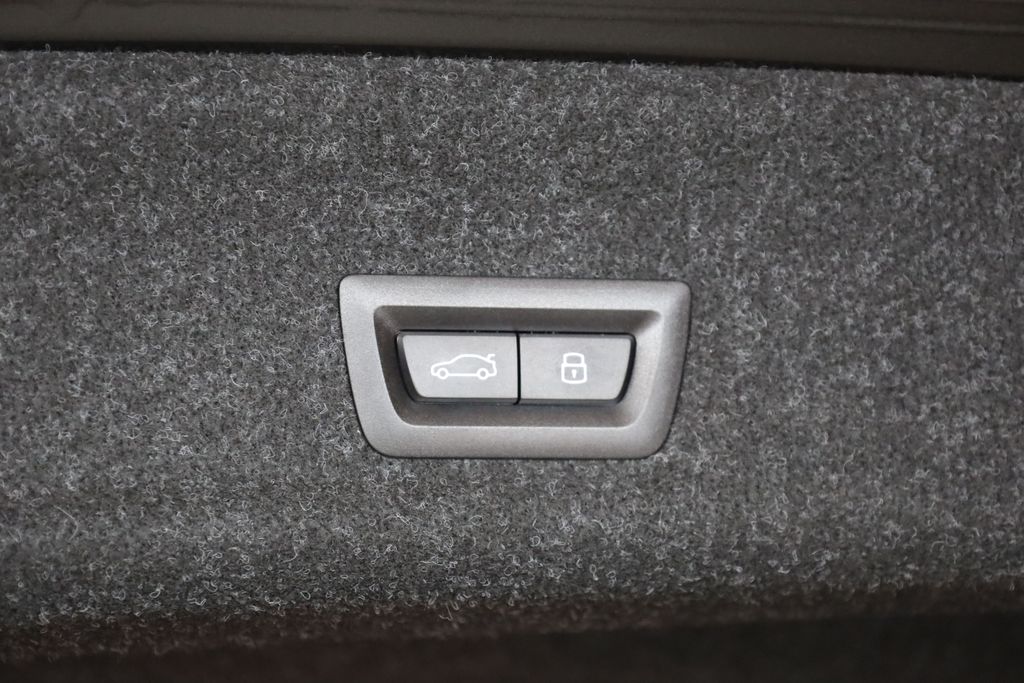 bmw-rada-3-320d-xdrive-sedan-acc-tazne - 6