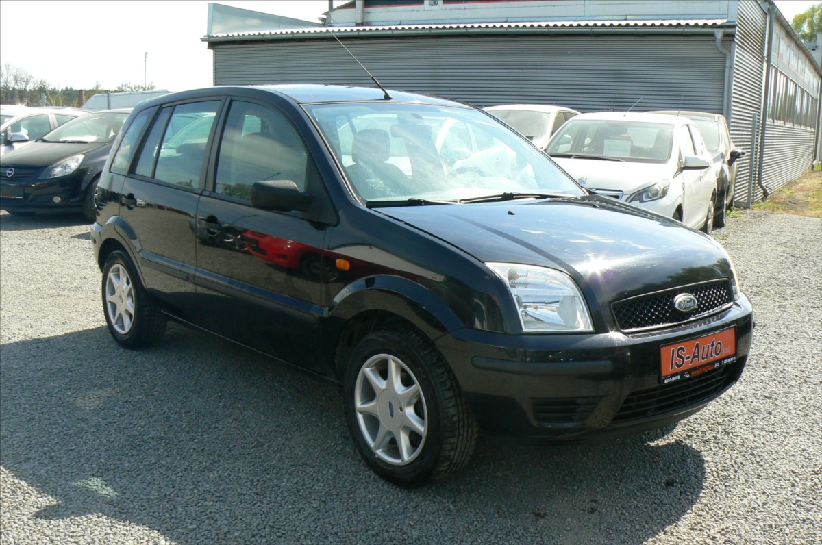 ford-fusion-1-6-4x-kola-zimni - 1