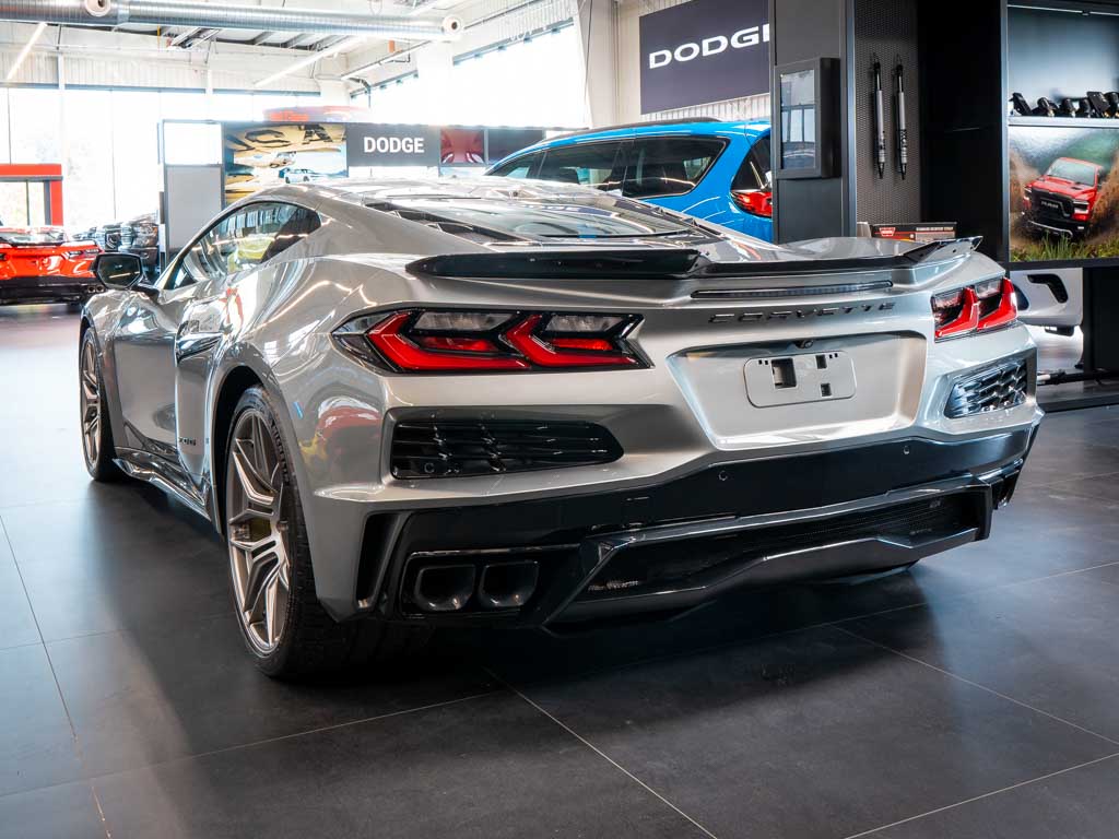 chevrolet-corvette-5-5-c8-z06-3lz-coupe - 2