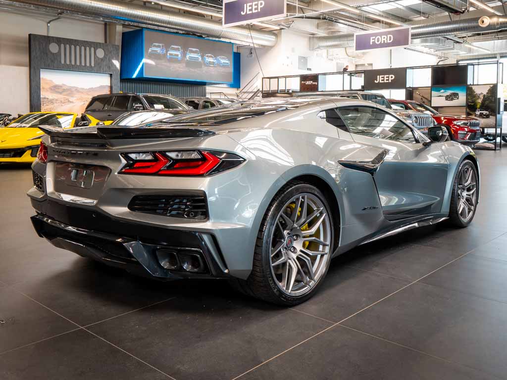 chevrolet-corvette-5-5-c8-z06-3lz-coupe - 5