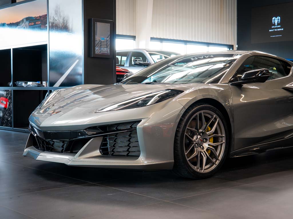 chevrolet-corvette-5-5-c8-z06-3lz-coupe - 9