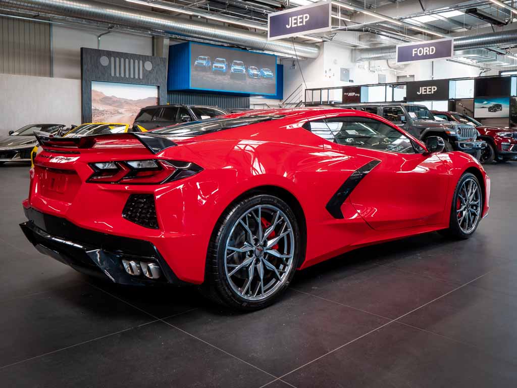 chevrolet-corvette-6-2-stingray-c8-3lt-z51 - 8
