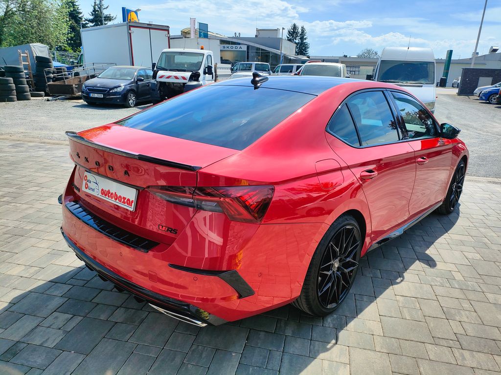 skoda-octavia-2-0-tsi-180kw-rs-top-cz-dph - 3