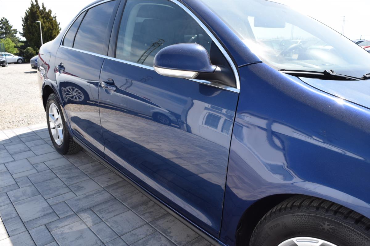 volkswagen-jetta-1-9-tdi-77kw-nova-stk-alu - 8