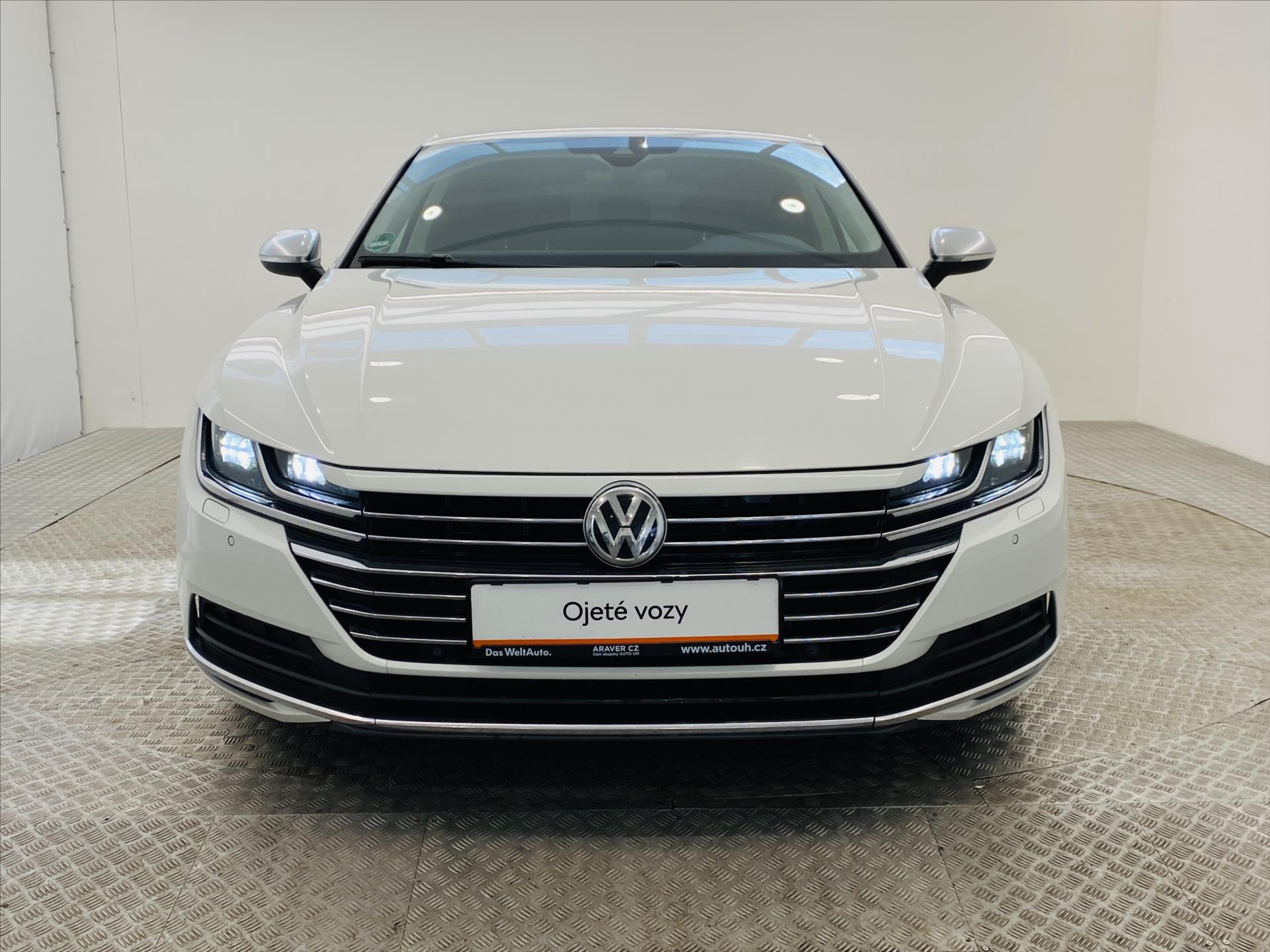 volkswagen-arteon-2-0-tdi-dsg-110-kw-elegance - 3