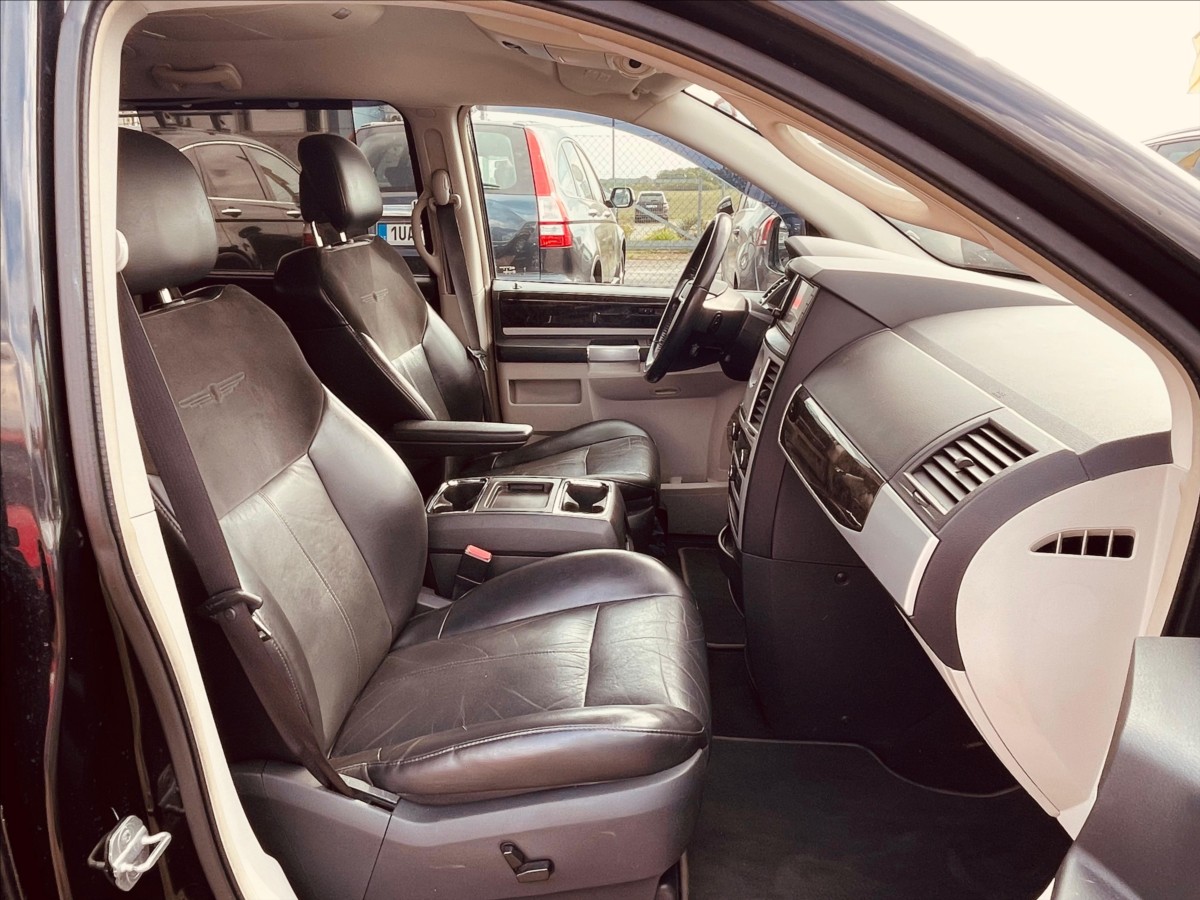 chrysler-grand-voyager-2-8-crd-automat - 9