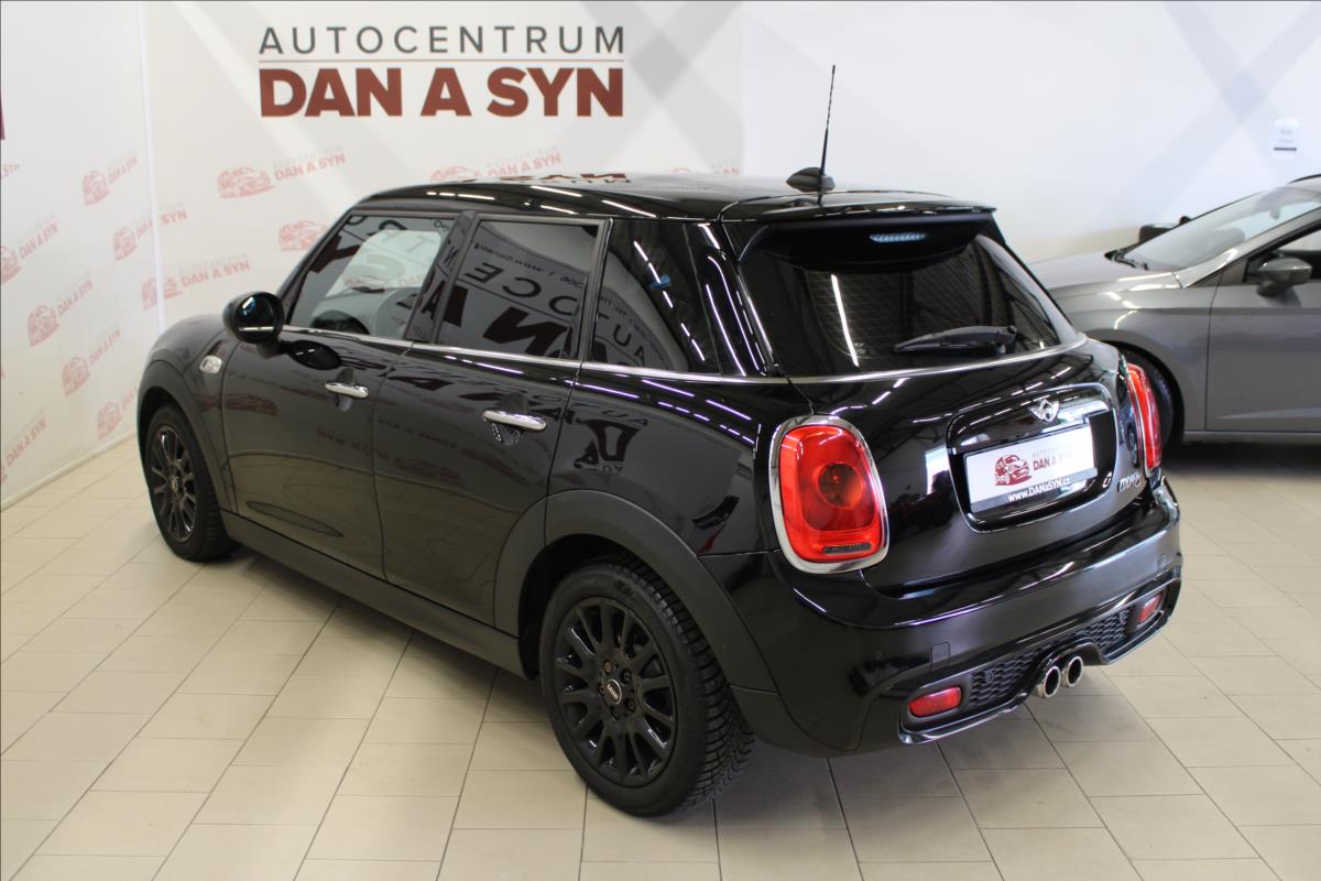 mini-cooper-s-2-0-141-kw-jcw-1-majitel-top - 5