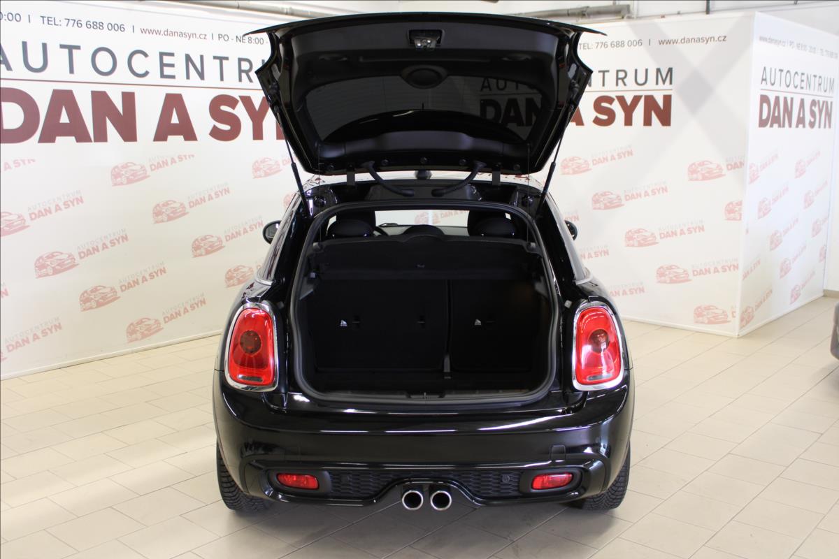 mini-cooper-s-2-0-141-kw-jcw-1-majitel-top - 6