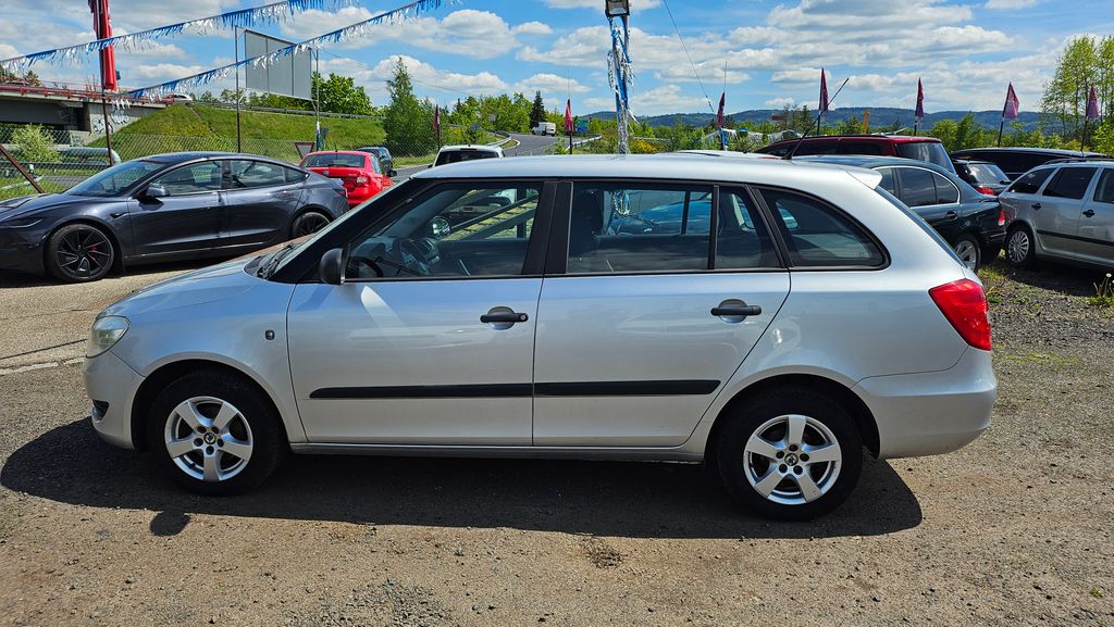 skoda-fabia-1-2-tsi-kombi-facelift-4-valec - 3