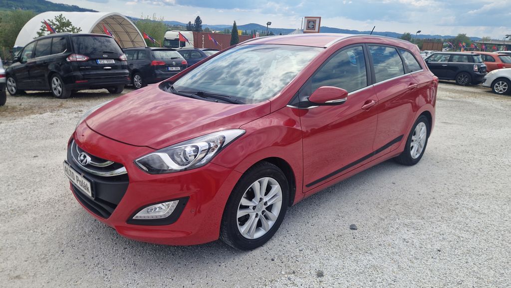 hyundai-i30-1-6-i - 2