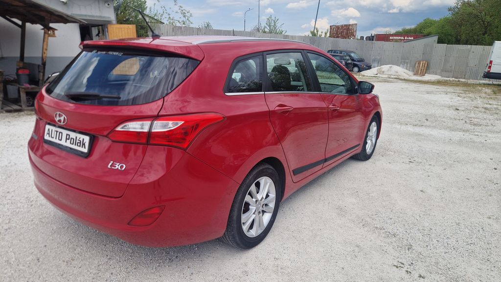 hyundai-i30-1-6-i - 4