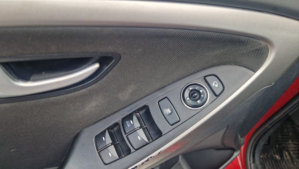 hyundai-i30-1-6-i - 6