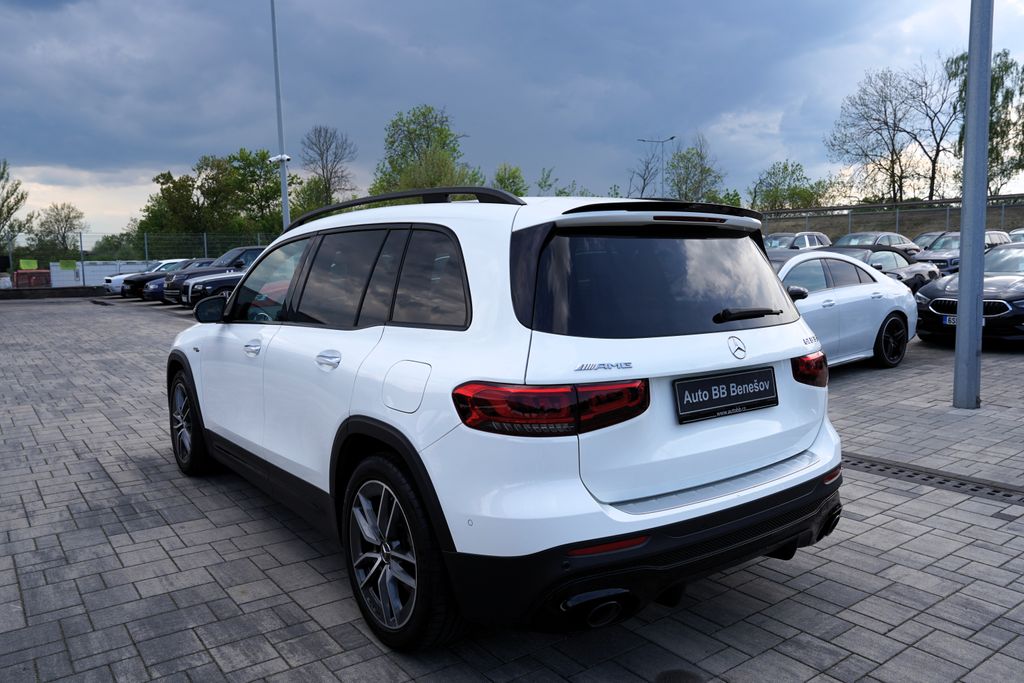 mercedes-benz-glb-glb-35-amg-4matic-310-ps-cr - 3