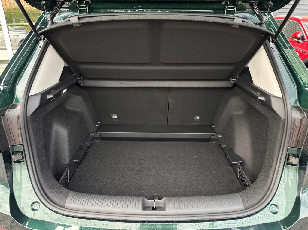 mg-zs-1-5-exclusive-hybrid - 4
