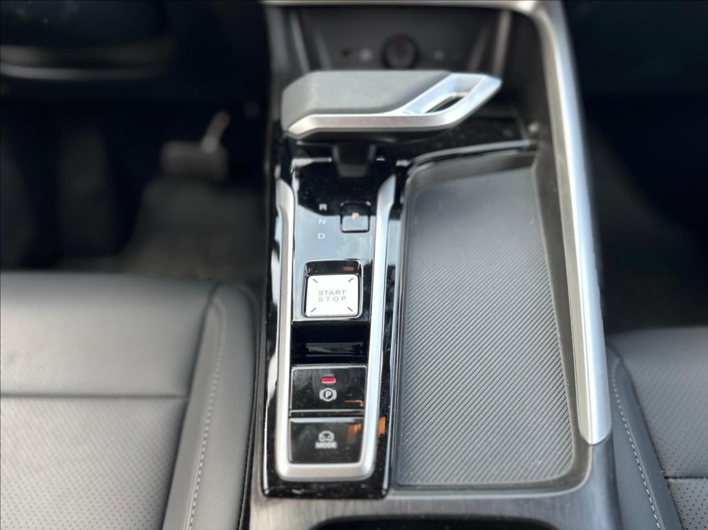 mg-zs-1-5-exclusive-hybrid - 9