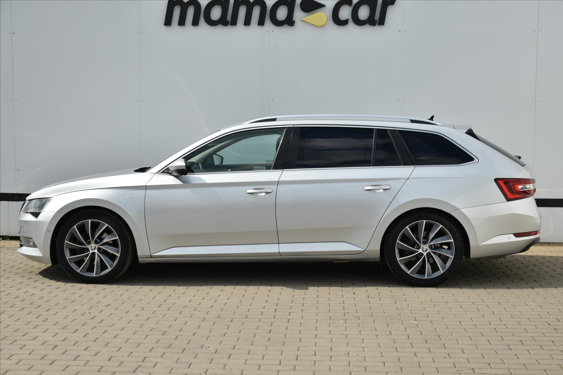 skoda-superb-2-0-tdi-140kw-4x4-l-k-dsg-cr - 3