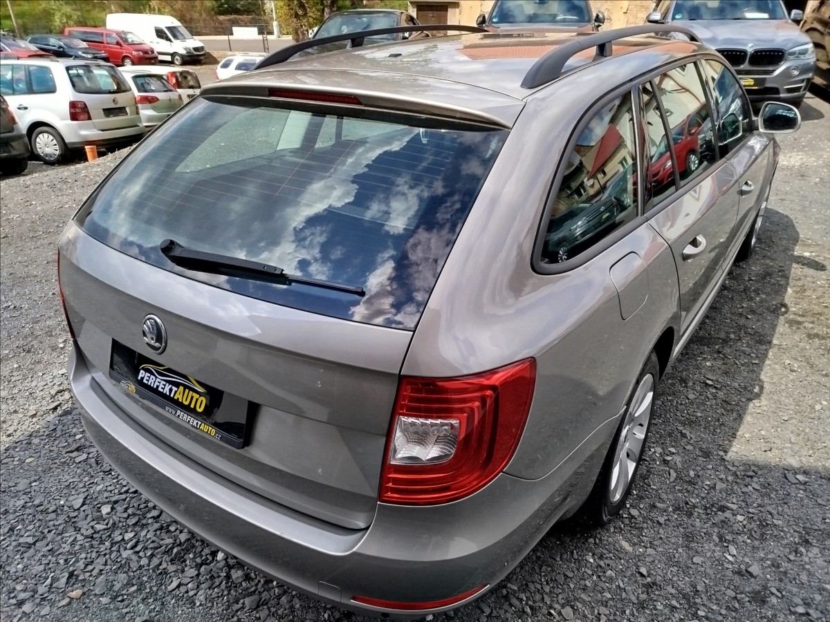 skoda-superb-2-0-tdi-103-kw-facelift - 5