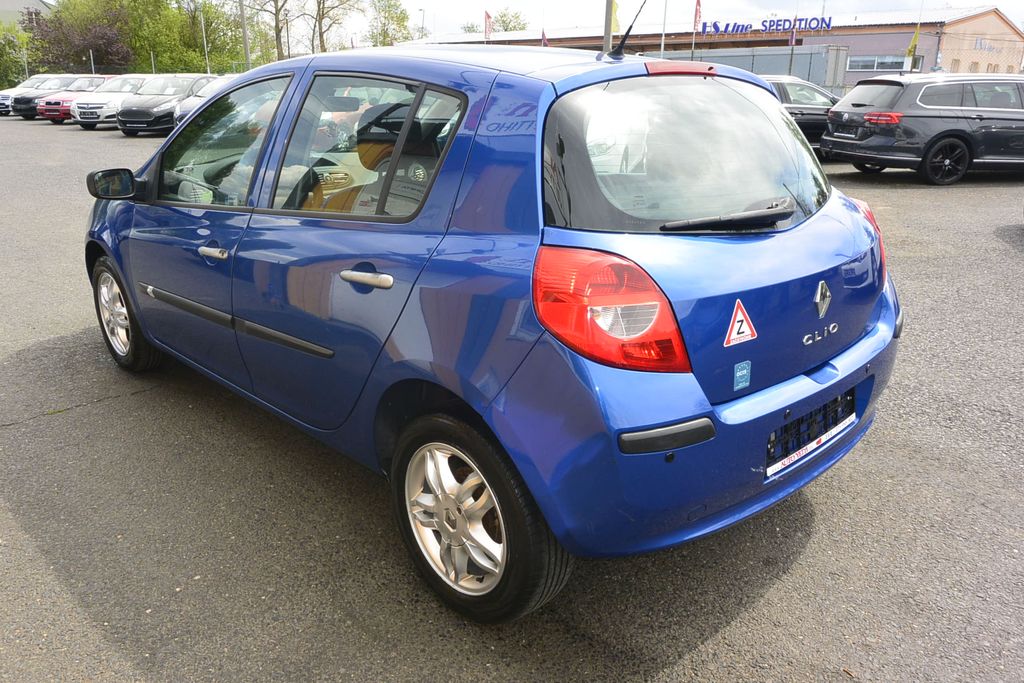 renault-clio-1-2i - 6
