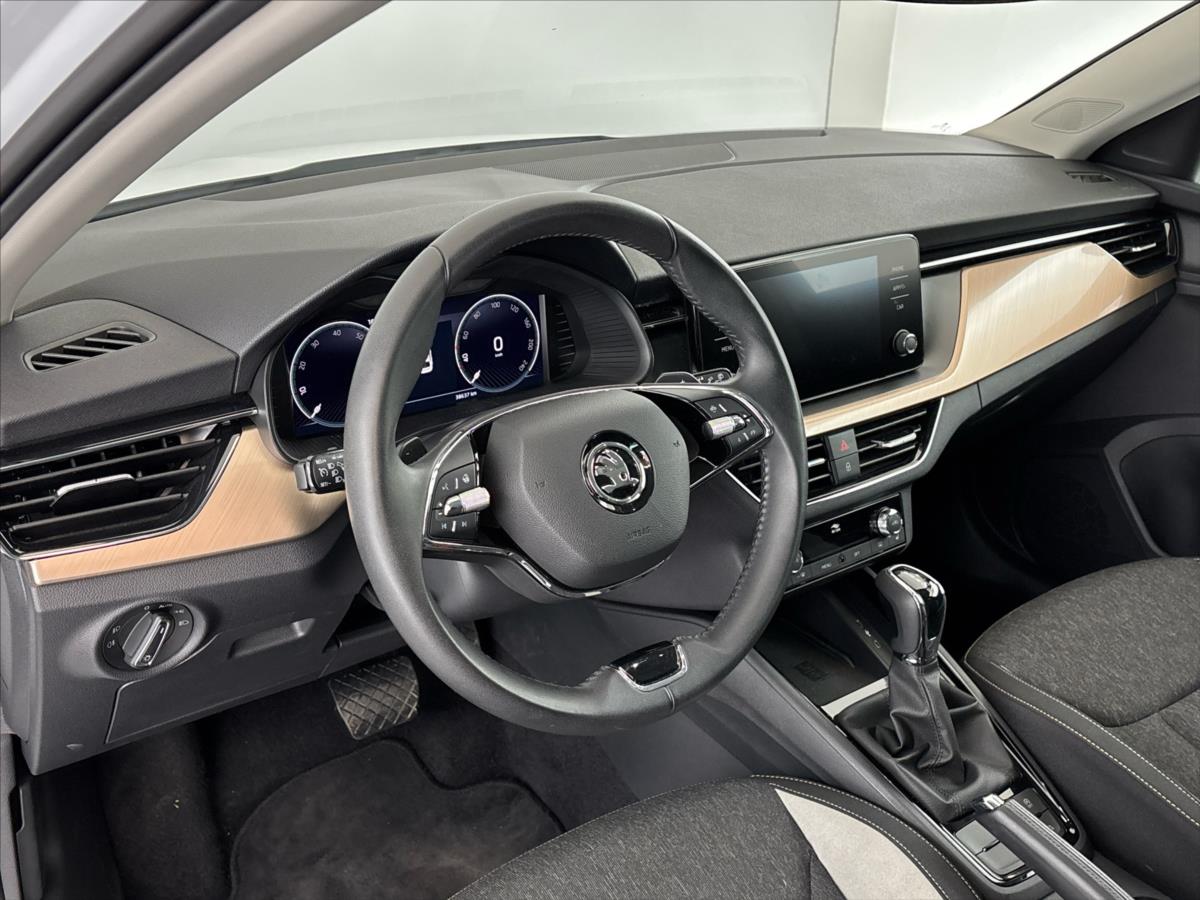 skoda-scala-1-5-tsi-style-plus-7dsg - 5