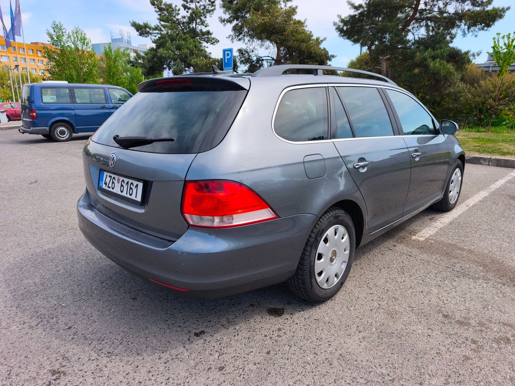 volkswagen-golf-2-0-tdi-103kw - 3