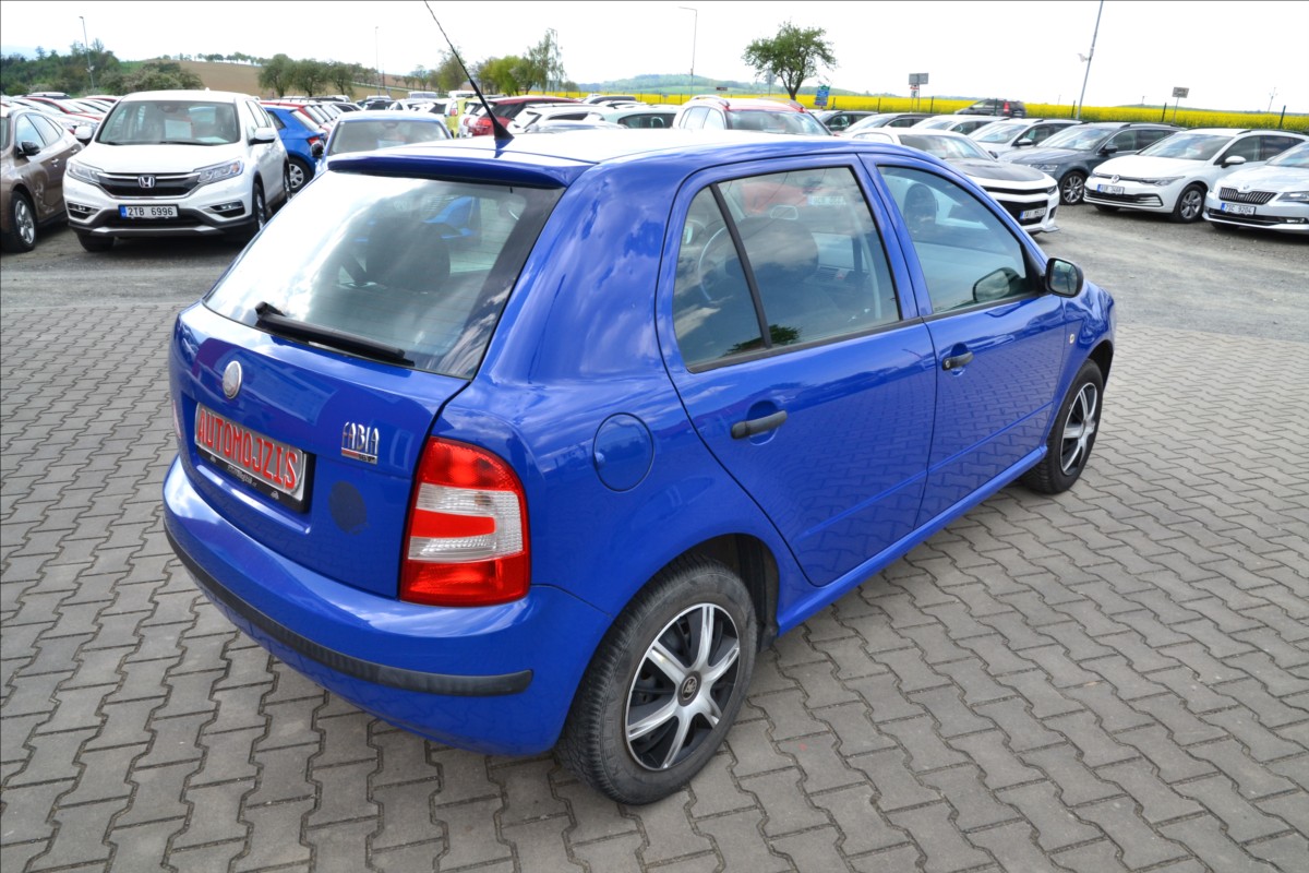 skoda-fabia-1-4-mpi-55-kw-cr-stk-04-2027 - 9