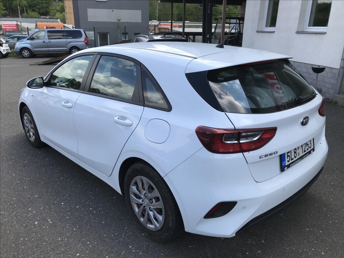 kia-ceed-1-6-crdi-85kw - 4