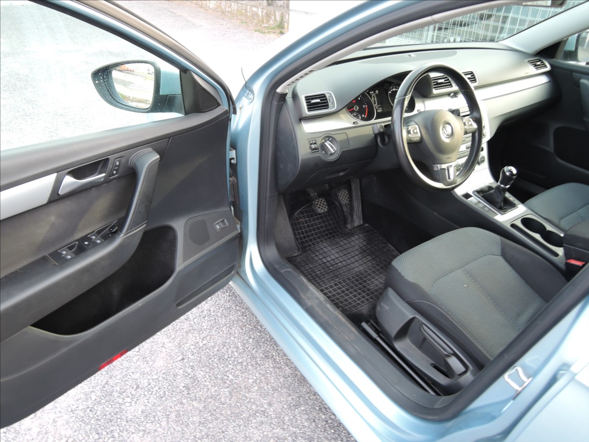 volkswagen-passat-1-6-tdi - 7