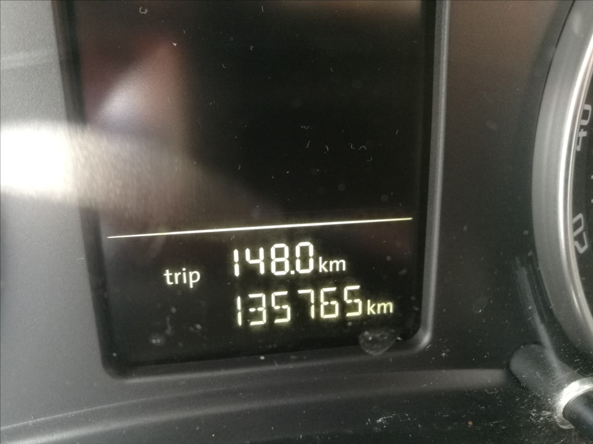 skoda-octavia-1-6-i - 6