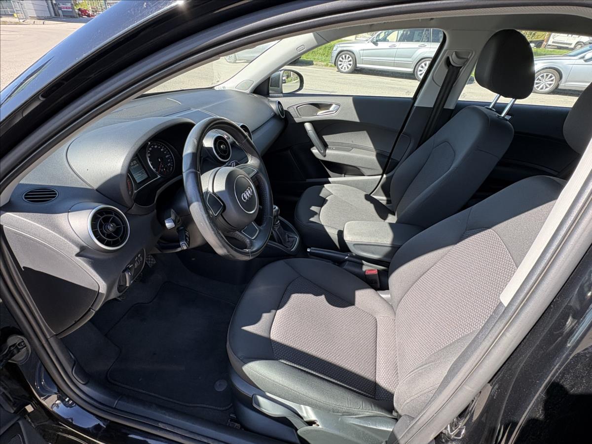 audi-a1-1-2-tfsi-63kw-5dveri-klima-alu - 2
