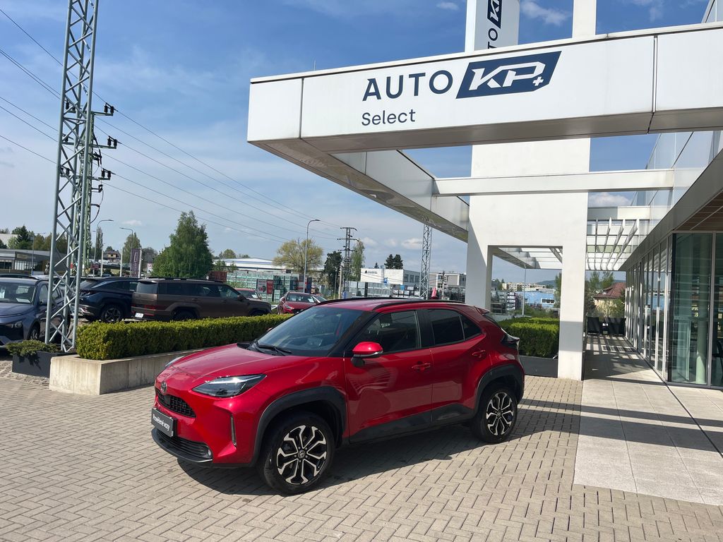 Toyota Yaris Cross 1.5 Hybrid e-CVT 4x4 Style