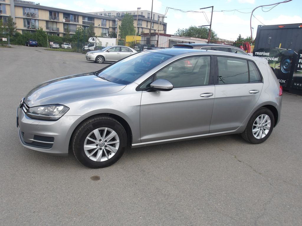 Volkswagen Golf 1,4TSi 92kW ČR ! 2.MAJ.!