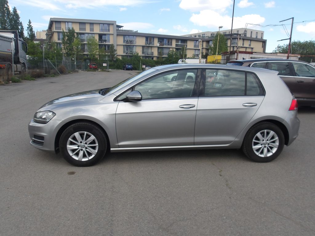 volkswagen-golf-1-4tsi-92kw-cr-2-maj - 2
