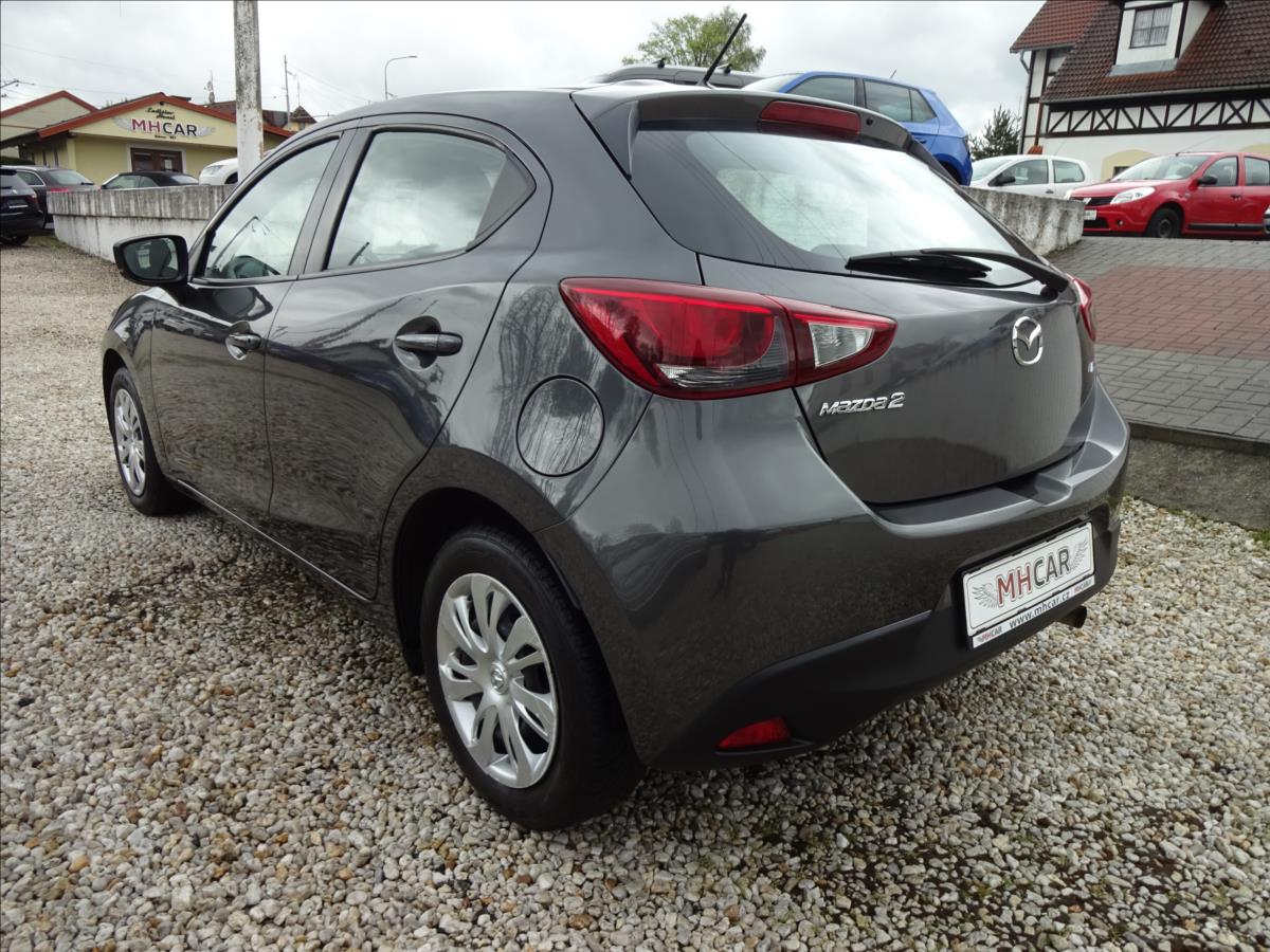 mazda-2-1-5-i-skyactive - 4