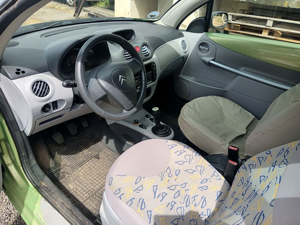citroen-c3-1-4i-pluriel-cabrio - 8