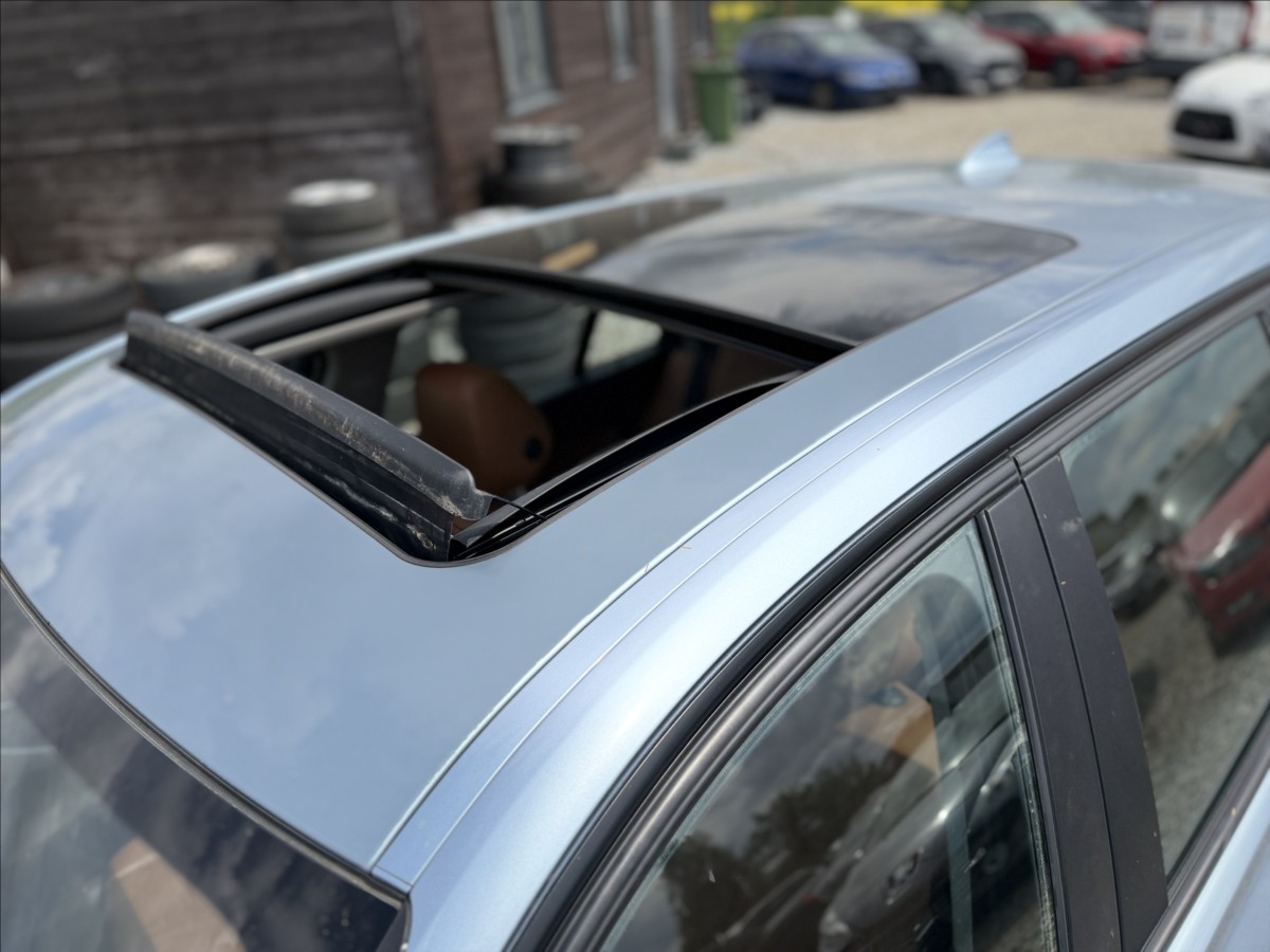 bmw-rada-3-2-0-xdrive-navi-led-pano-dph - 8