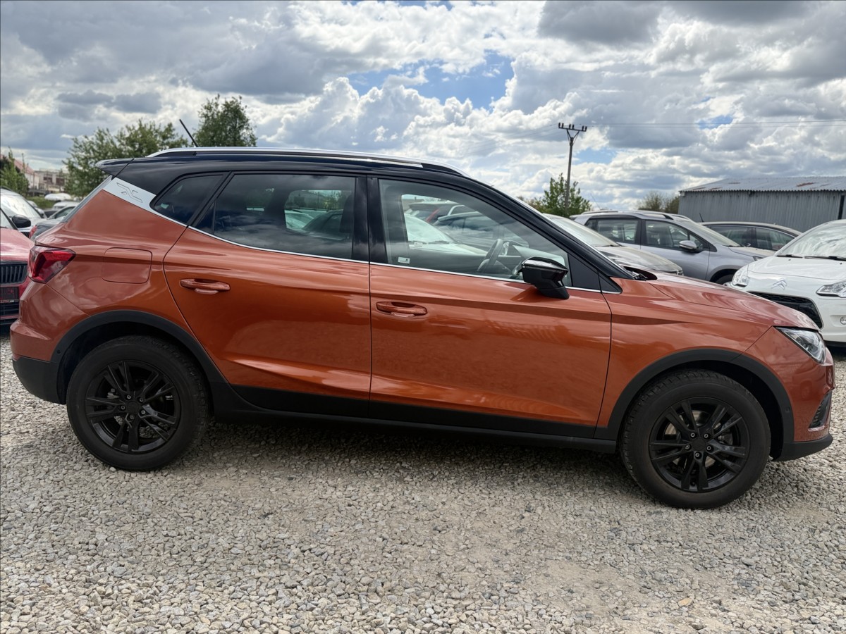 seat-arona-1-5-fr-tsi-37-000km-navigace - 3