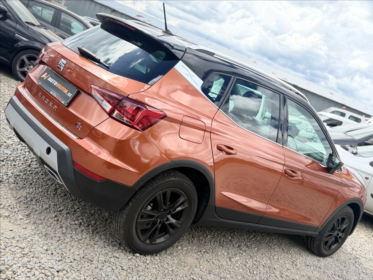 seat-arona-1-5-fr-tsi-37-000km-navigace - 4