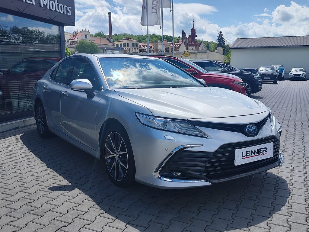 toyota-camry-2-5-hev-160kw-executive-e-cvt - 2
